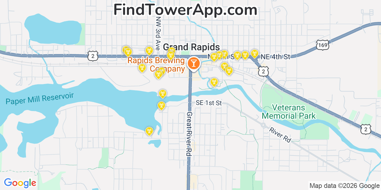 Map showing the 20 primary cell tower locations detected in Grand Rapids, Minnesota from AT&T, Verizon, and T-Mobile networks