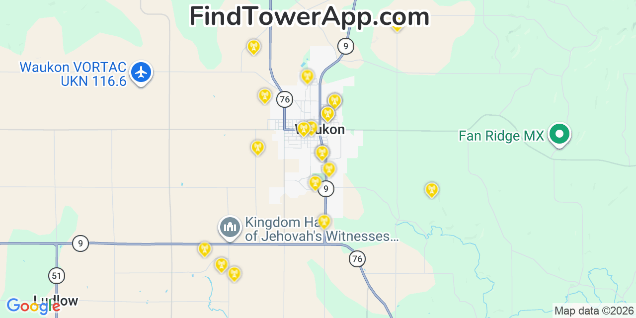 Map showing the 20 primary cell tower locations detected in Waukon, Iowa from AT&T, Verizon, and T-Mobile networks